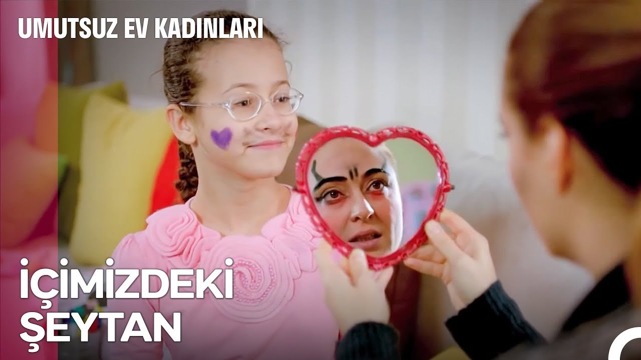 Melek Sandıklarımızın Gerçek Yüzünü Görme Hızımız - Umutsuz Ev Kadınları