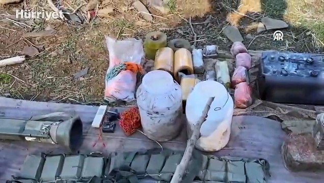 Irak'ın kuzeyinde teröristlerin kullandığı mağarada silah ve mühimmat ele geçirildi