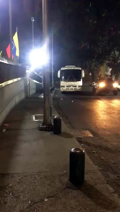Dominicano en Venezuela reporta que ese país vuelve a la normalidad y todo marcha “tranquilo”