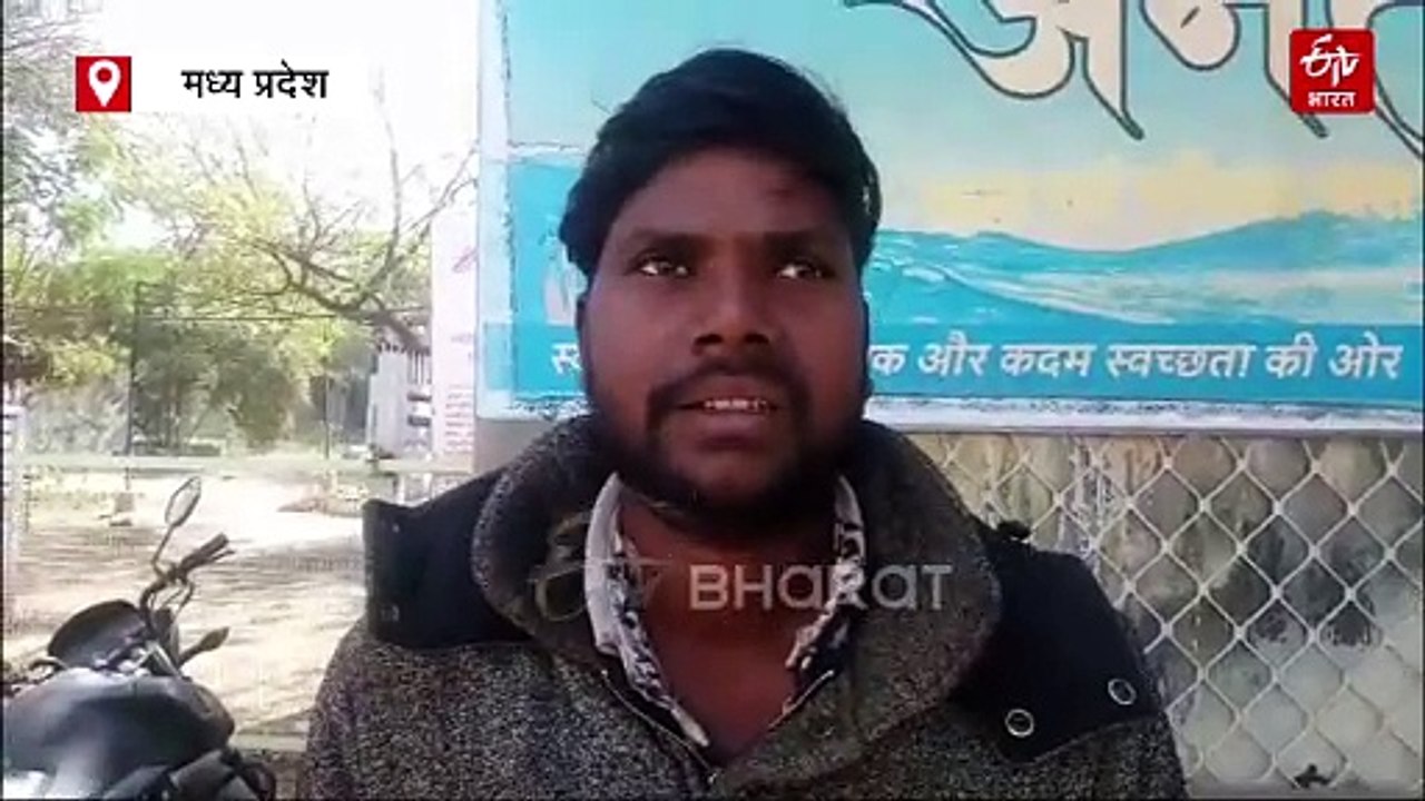 भीषण सड़क हादसे में 3 की मौत, बोरिंग मशीन में घ...