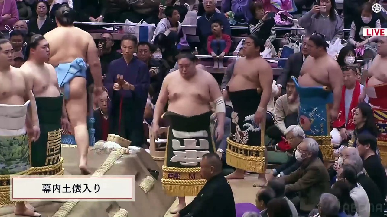 Hatsu 2025, Makuuchi - Day 2