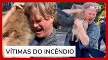 Homem se emociona após reencontrar cachorro que ficou perdido em meio aos incêndios em LA