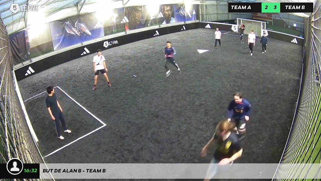 But de Alan B - Team B