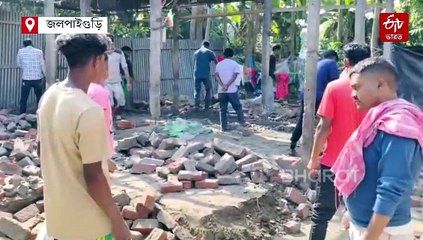 রেলের জমিতে বাংলার বাড়ি নির্মাণ! ময়নাগুড়িতে ভাঙা হল আবাস যোজনার ঘর