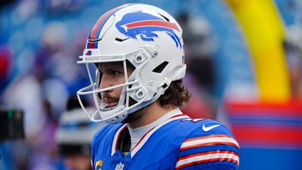 Josh Allen Suffers Painful Finger Nail Injury vs. Broncos