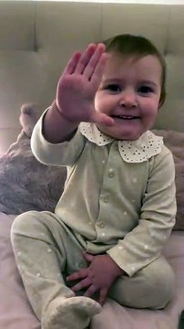 the funniest 1 year old 🤣🤣🤣 #dance #trending #baby #toddler #fyp