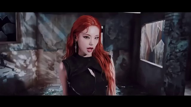 ITZY - UNTOUCHABLE (CupcakKe & Jiafei Remix) (Music Video)