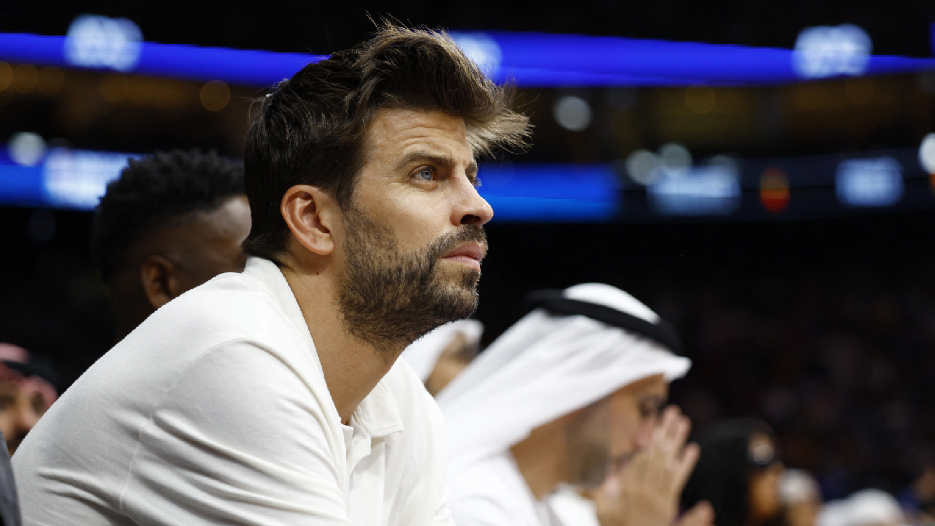 Piqué mocks Real Madrid!