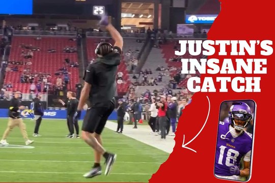 Minnesota Vikings’ Justin Jefferson makes an incredible one-hand catch that shows why he’s one of NFL’s finest