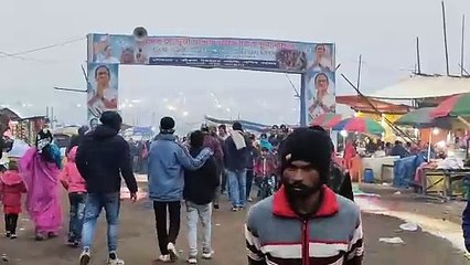 লক্ষ পুন্যার্থীদের মকর স্নান জয়দেবে অজয় নদে