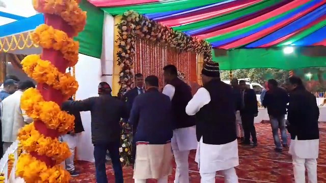 समय से पहले ही लोजपा कार्यालय पहुंचे मुख्यमंत्री नीतीश कुमार - चिराग पासवान की गैर मौजूदगी में स्वर्गीय रामविलास पासवान को श्रद्धांजलि अर्पित की और चले गए