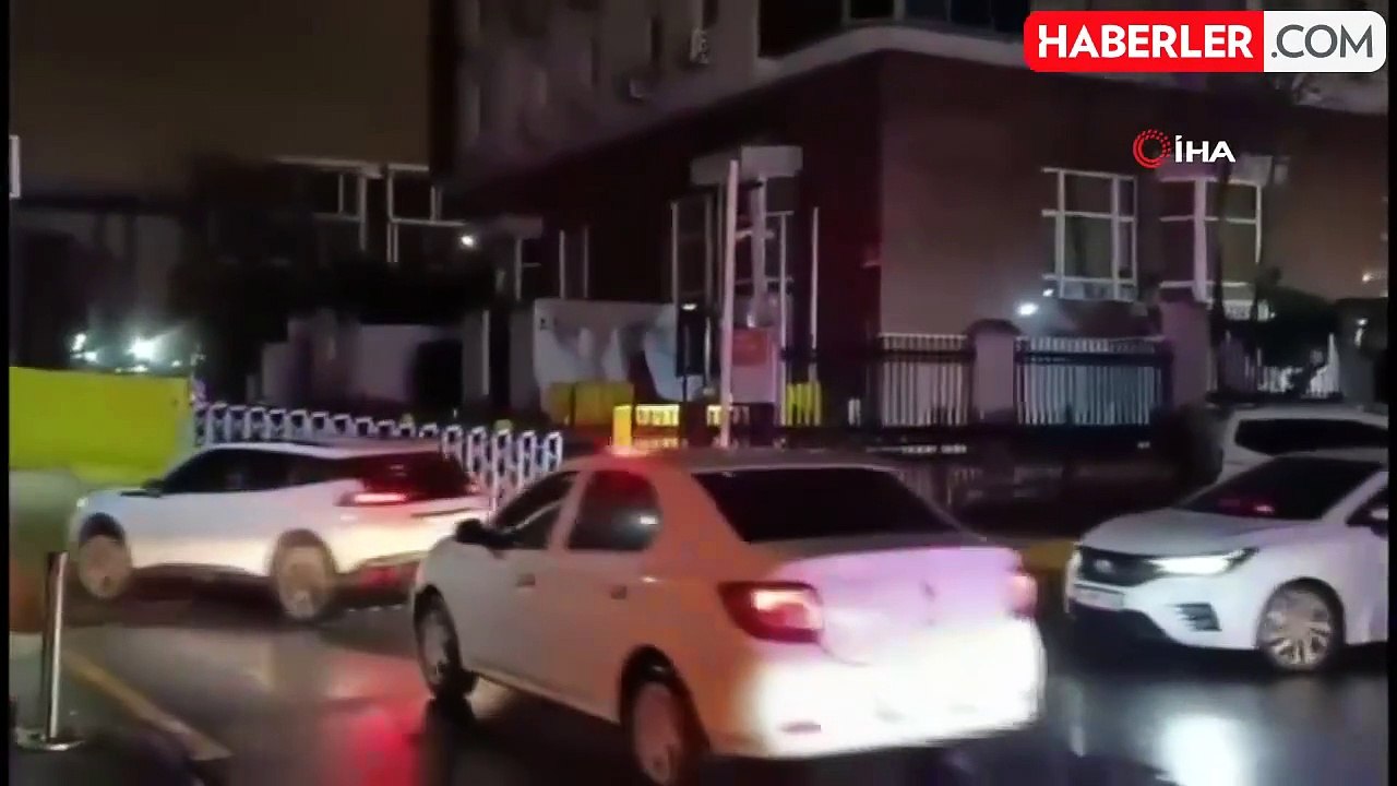 Fetullahçı Terör Örgütü/Paralel Devlet Yapılanmasına yönelik İstanbul merkezli 5 ilde düzenlenen operasyonda, 19 şüphelinin yakalandığı bildirildi.