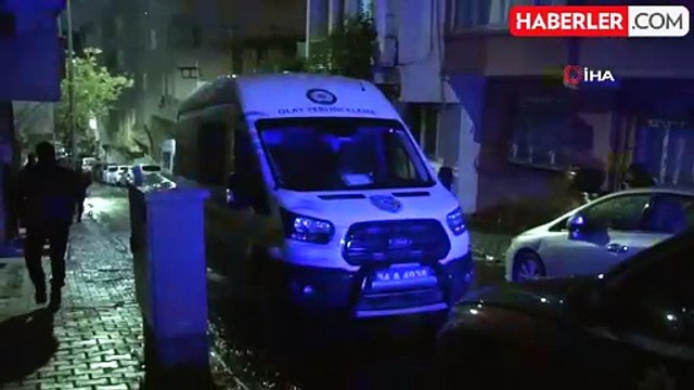 Bağcılar'da 12 Yaşındaki Kız Çocuğu Taşla Vurularak Öldürüldü