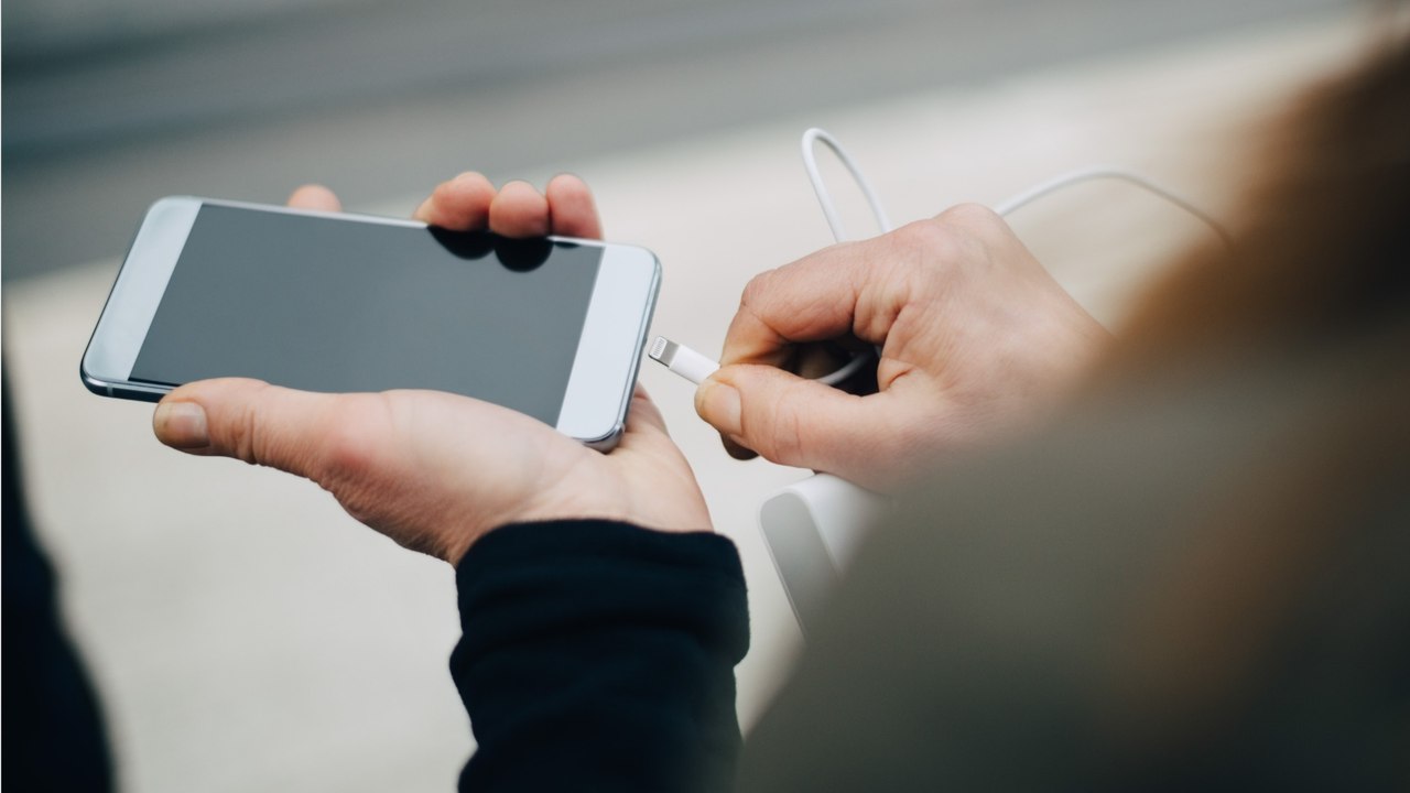 Diese beliebten Apps für Android und iPhone sind echte Stromfresser