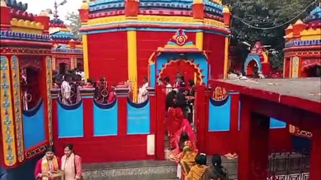 मकर संक्रांति में माता के मंदिर में पूजा अर्चना के लिए उमड़ी श्रद्धालुओं की भीड़ , दामोदर भैरवी में श्रद्धालुओं ने लगाई डुबकी