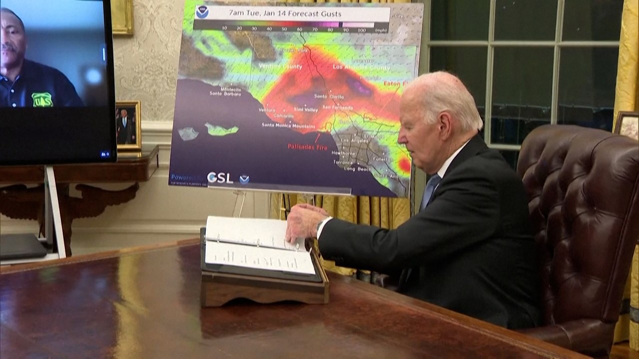 Incendies à Los Angeles : il faudra des « dizaines de milliards de dollars » pour reconstruire, selon Biden