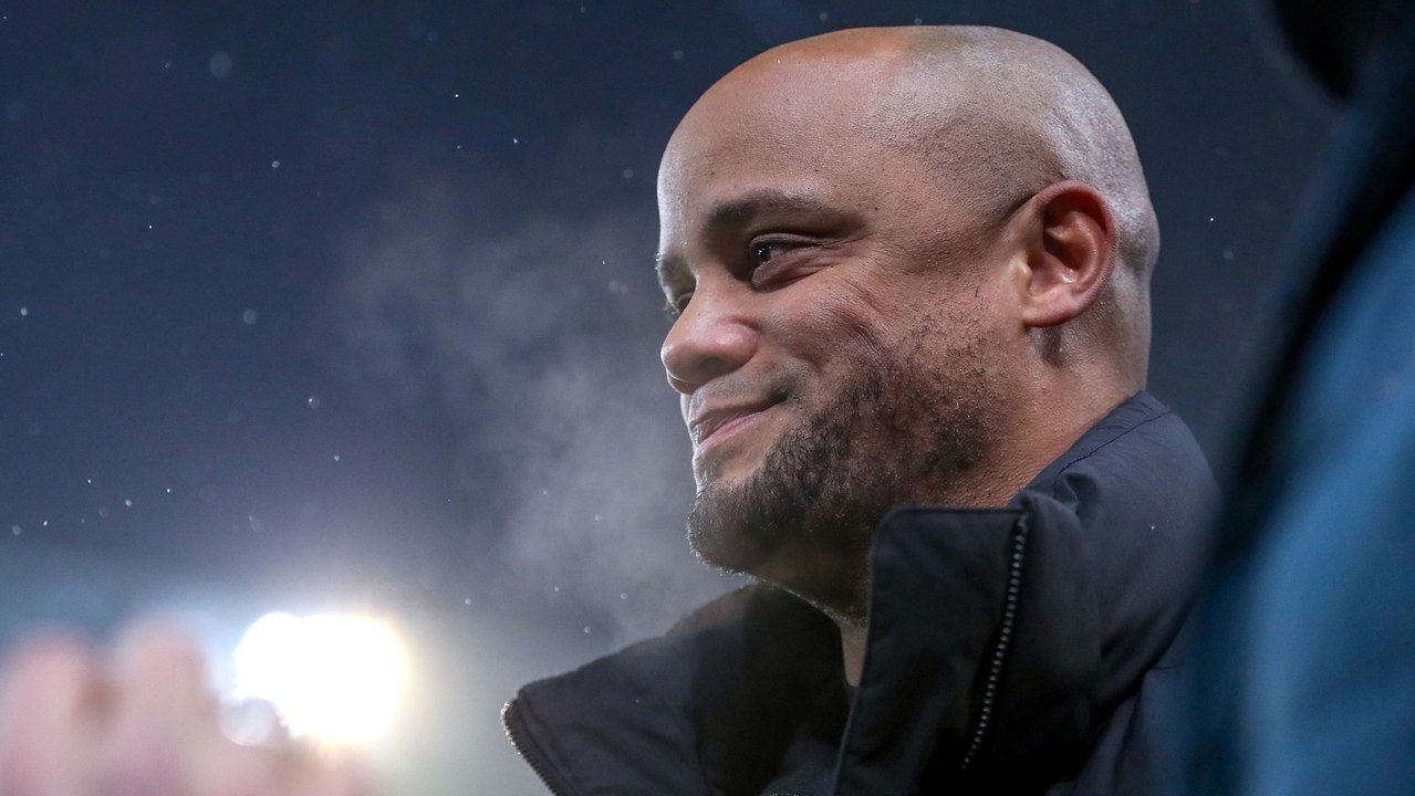 Kompany schmunzelt über knallhartes Programm: 'Werden nicht meckern'