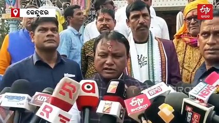 ତିନିଦିନିଆ କେନ୍ଦୁଝର ଗସ୍ତରେ ମୁଖ୍ୟମନ୍ତ୍ରୀ, ବୈତରଣୀରେ ପକାଇଲେ ମକର ବୁଡ
