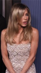 CURATION - NEURONES JENNIFER ANISTON