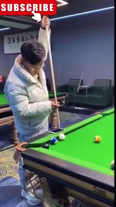 You Wont Believe What Happens in This Crazy Video  #funnyreel #funny #snooker #8ballpool #pool #meme
