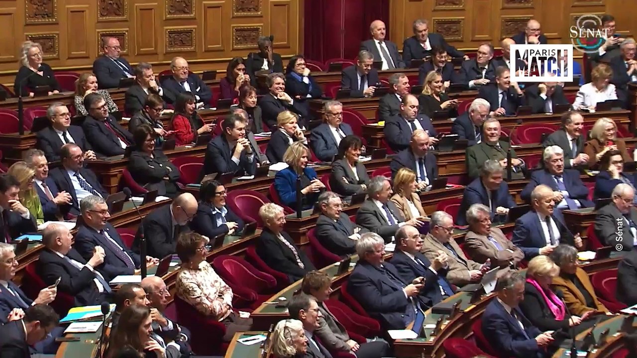 Retraites : pendant ce temps, au Sénat, Élisabeth Borne annonce « la remise en chantier » de sa réforme