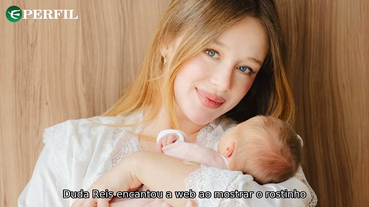 "Recém-nascida, festa luxuosa e novo affair: Famosas surpreendem em eventos especiais! Acompanhe as novidades mais quentes do mundo das celebridades."