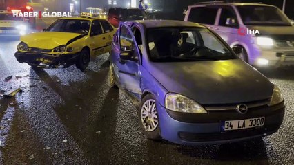 Bolu’da iki otomobil çarpıştı: 3 yaralı