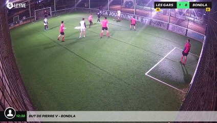 But de Pierre V - Bondla