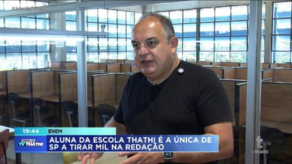 ALUNA DA ESCOLA THATHI É A ÚNICA DE SP A TIRAR MIL NA REDAÇÃO