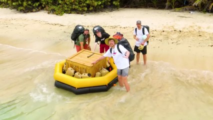 “7 Days Stranded On A Remote Island 🏝️ (No Food, No Shelter)”