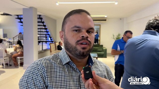Prefeito de Pedra Branca agradece João Azevêdo por inclusão no “Tá na Mesa” e reforma de estádio