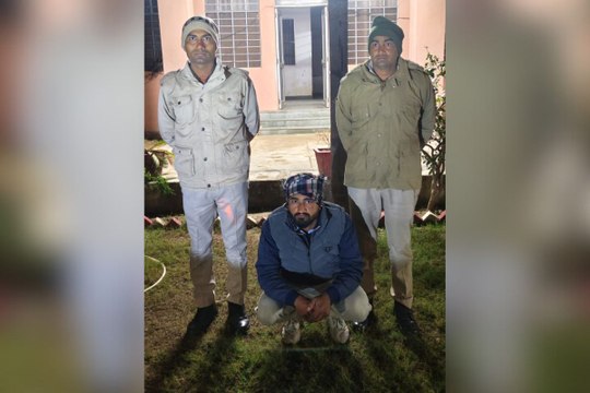 नारायणपुर पुलिस की कार्रवाई: अवैध शराब के साथ एक आरोपी गिरफ्तार