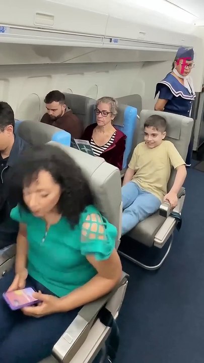 The_Shocking_Thing_This_Boy_Did_on_a_Flight_Will_Change_Your_Mind!_#shorts(720p)