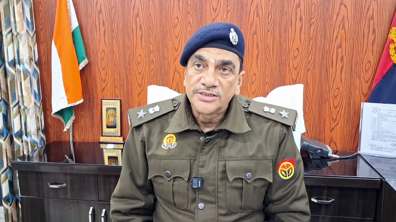 रामपुर एक्टर संजय दत्त के डायलॉग ने युवक को पहुचाया जेल,,, दो तमंचे के साथ युवक का वीडियो वायरल,,,
