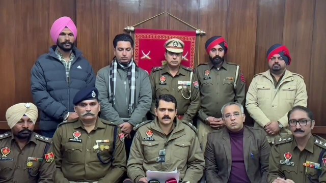 ਮੋਗਾ ਪੁਲਿਸ ਤੇ ਬਦਮਾਸ਼ਾਂ ਵਿੱਚ ਕੱਲ ਬੀਤੀ ਸ਼ਾਮ ਹੋਈ ਸੀ ਮੁੱਠਭੇੜ ਜਿਸ ਵਿੱਚ ਇੱਕ ਬਦਮਾਸ਼ ਦੇ ਪੱਟ ਤੇ ਗੋਲੀ ਲੱਗੀ ਤੇ ਦੂਜਾ ਬਦਮਾਸ਼ ਪੁਲਿਸ ਨੇ ਕਾਬੂ ਕਰ ਲਿਆ