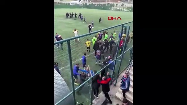 Trabzon’da amatör maçta kavga çıktı! Yeşil saha boks ringine döndü