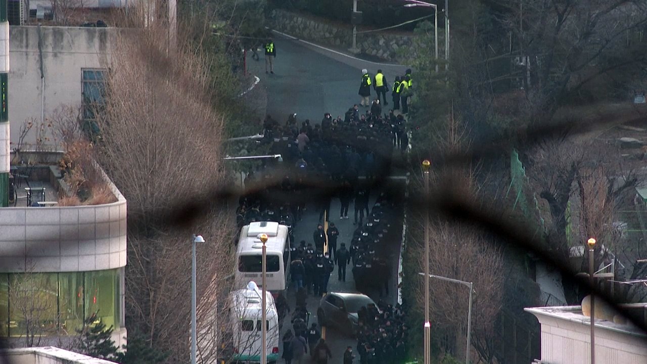 Südkoreas entmachteter Präsident Yoon verhaftet