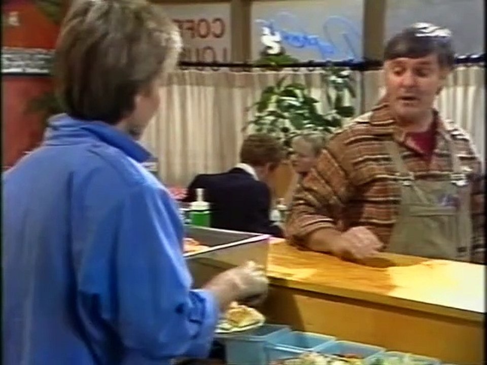 Neighbours deutsch - 280 - Ein geplatztes Geschäft (20.06)