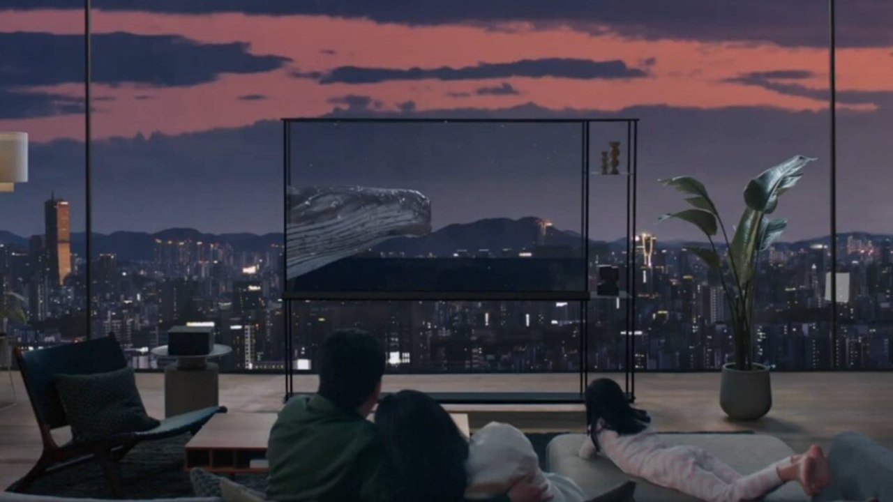 Laut LG sind transparente OLED-TVs die Zukunft, das erste Modell kostet aber mehr als ein Auto