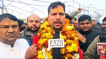 hn_ANI_dl_aap-candidate_sanjiv_jha_files_his_nomination_14-49-53