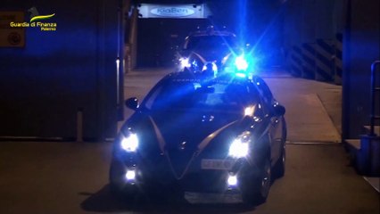 Il video della guardia di finanza sulle bande dei trafficanti di sigarette