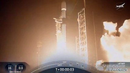 Decollato con successo il razzo SpaceX con a bordo due lander lunari