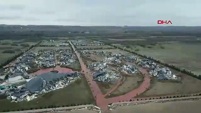 Menzil tarikatının denize sıfır kaçak tatil köyü yıkıldı