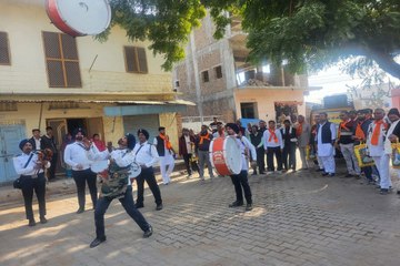 मकर सक्रांति पर गौशालाओं में सहयोग के लिए निकाली शोभायात्रा