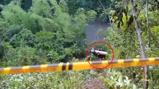 Trágico accidente de bus en La Peña - Tobia, Cundinamarca, dejó cuatro muertos, entre ellos un menor