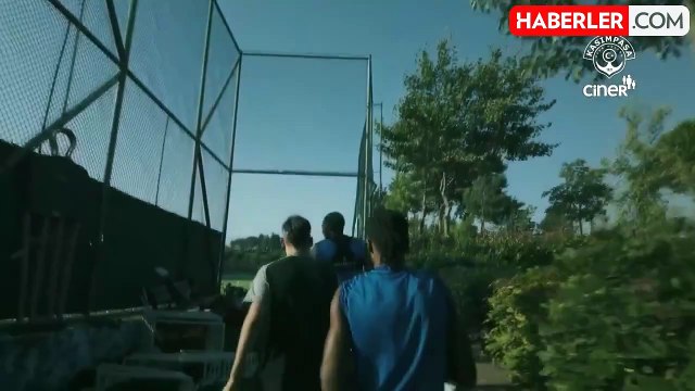 Resmi açıklama geldi: Süper Lig'in genç yıldızı Premier Lig devine imzayı atıyor