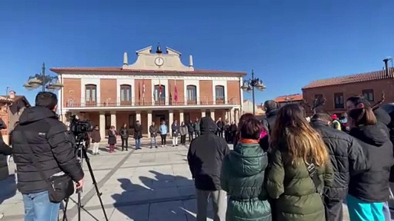 Dos días de luto y concentración en Viana de Cega