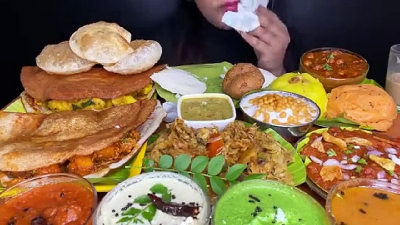 ASMR_EATING MASALA DOSA,MEDU VADA,IDLY SAMBAR,KOTHU PARATHA,KAARA BATH _INDIAN FOOD EATING SHOW