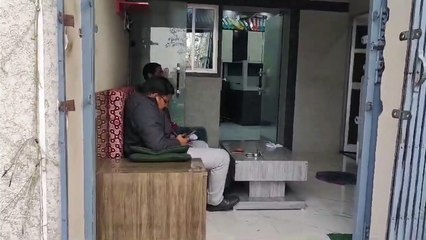 जीएसटी  इंटेलिजेंस  की टीम  ने लगभग 100 करोड़  की जीएसटी की चोरी का मामला पकड़ा  , जांच जारी है