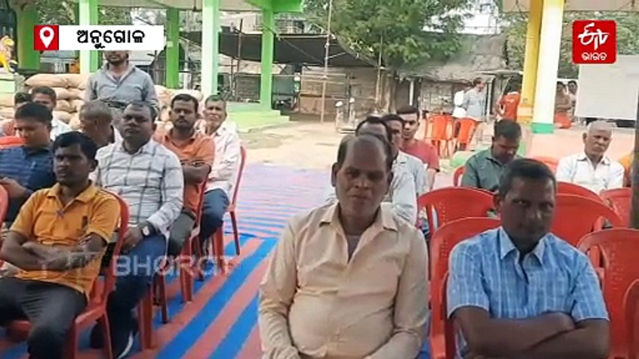 ଧାନ କଟନୀଛଟନୀ ନେଇ ଛିଣ୍ଡୁନି ଚାଷୀ ମିଲର ଦ୍ଵନ୍ଦ୍ୱ, ମଣ୍ଡିରେ ପଡିଛି ଧାନ